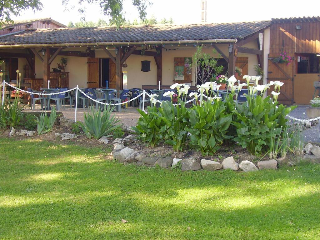 Camping " Le Grun De Chignore" Vollore-Ville Dış mekan fotoğraf