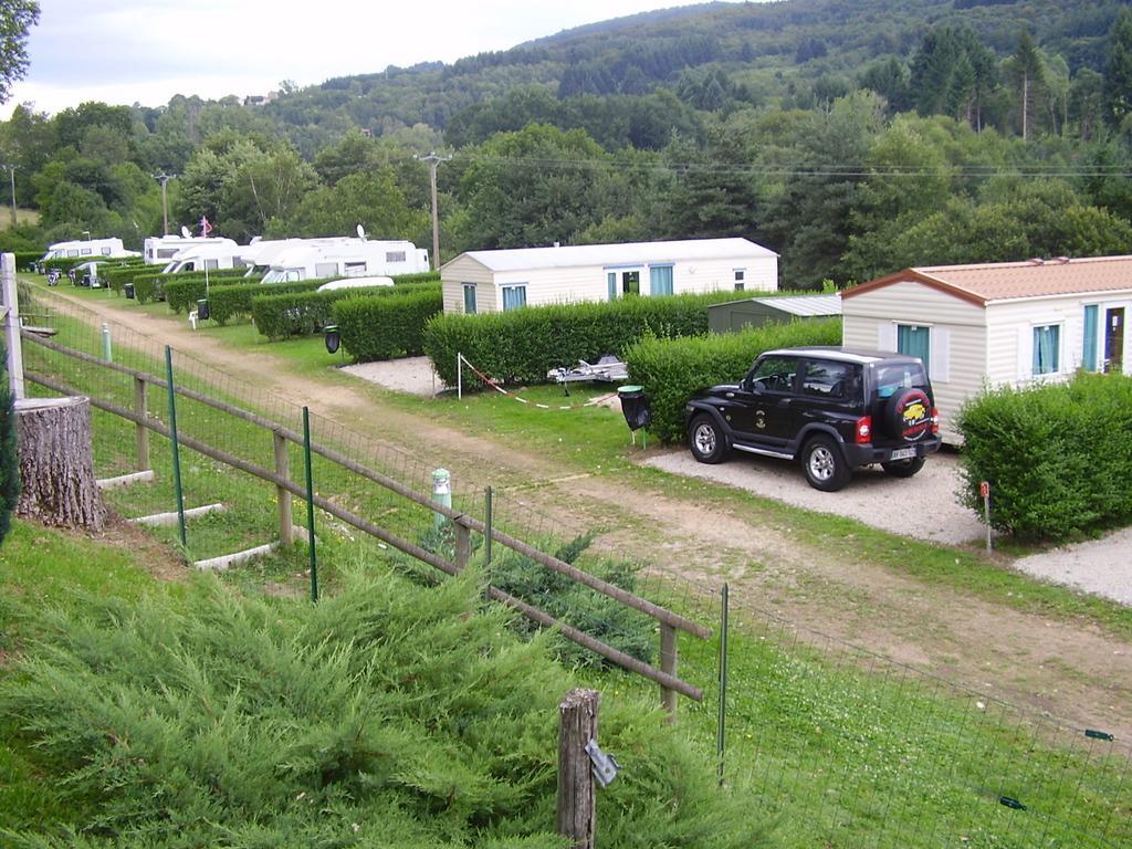 Camping " Le Grun De Chignore" Vollore-Ville Dış mekan fotoğraf